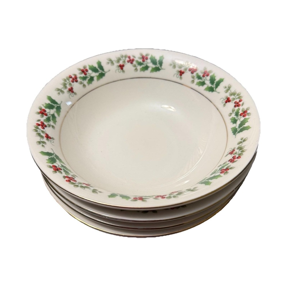 Gibson Holly Berries Set Of 4 Soup Cereal‎ Bowls Vintage Retired Christmas 6.5"